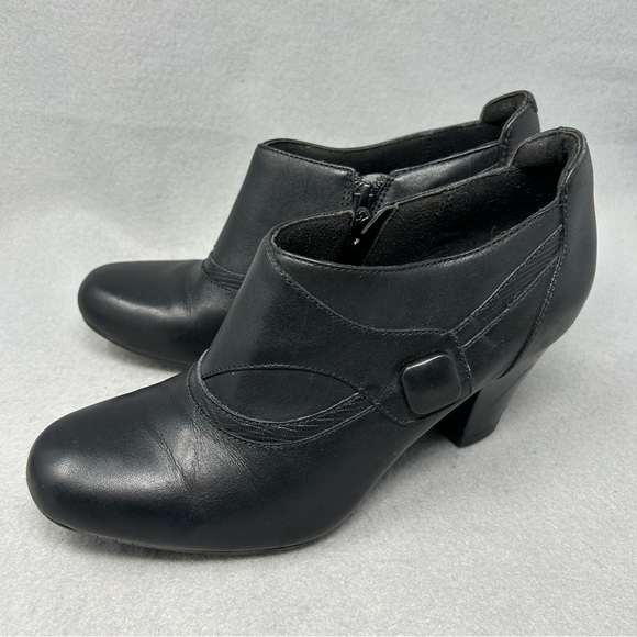 Clarks Bendables Boots Womens 8.5 M Ruby Edge Ankle Booties Heels 60447 Black - Picture 1 of 13